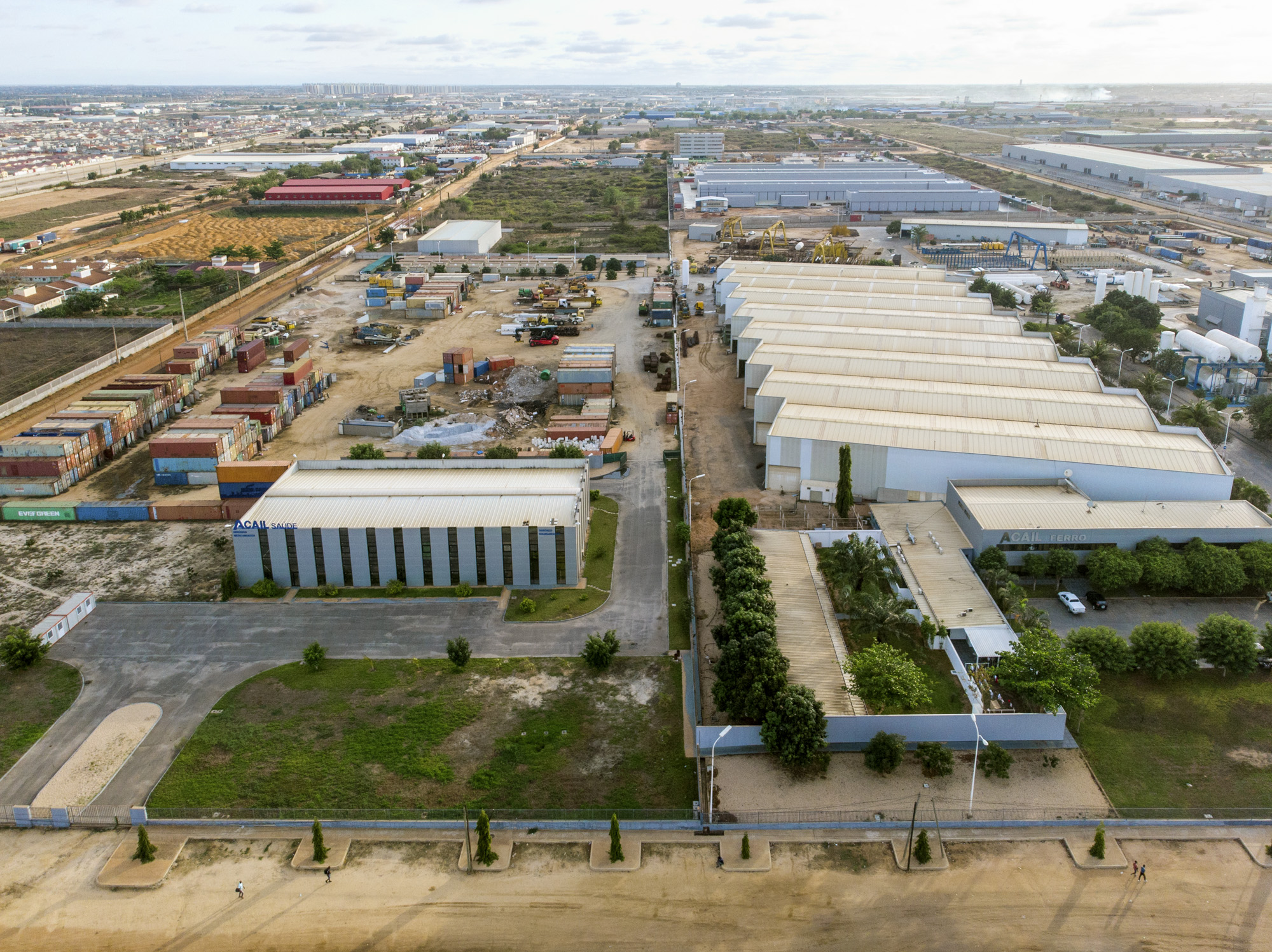 polo-viana-Angola
